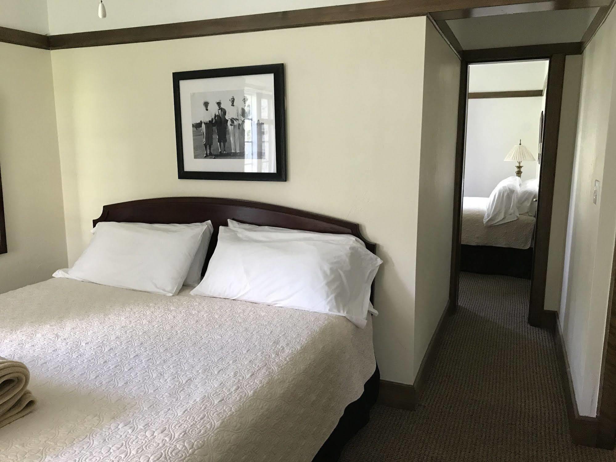 Maxwelton Braes Lodge & Golf Course Baileys Harbor Extérieur photo